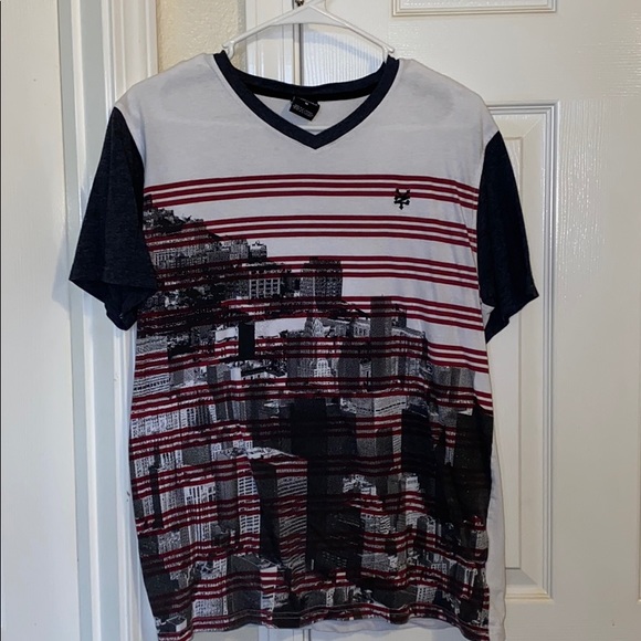 5 Zoo York shirts - Picture 4 of 5